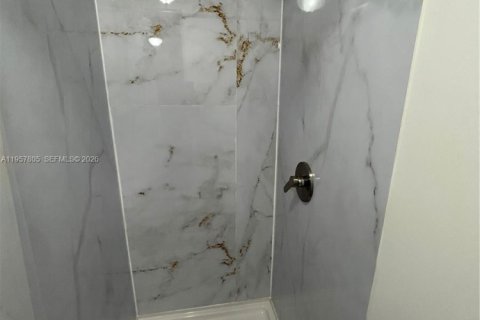 Снять в аренду коммерческую недвижимость в Бока-Ратон, Флорида 27.87м2, № 2011670 - фото 8