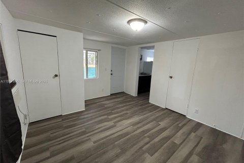 Снять в аренду коммерческую недвижимость в Бока-Ратон, Флорида 27.87м2, № 2011670 - фото 2