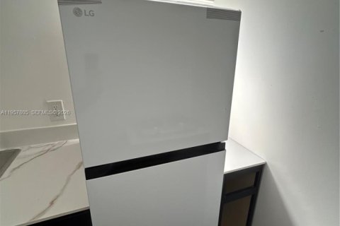 Снять в аренду коммерческую недвижимость в Бока-Ратон, Флорида 27.87м2, № 2011670 - фото 4