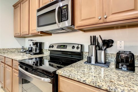 Touwnhouse à vendre à Kissimmee, Floride: 4 chambres, 176.7 m2 № 1582660 - photo 10