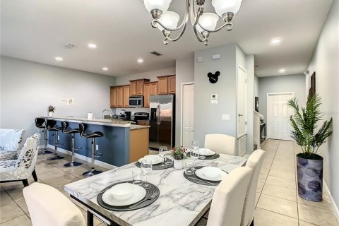 Touwnhouse à vendre à Kissimmee, Floride: 4 chambres, 176.7 m2 № 1582660 - photo 5