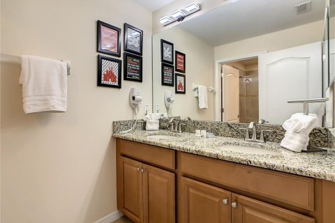 Touwnhouse à vendre à Kissimmee, Floride: 4 chambres, 176.7 m2 № 1582660 - photo 27