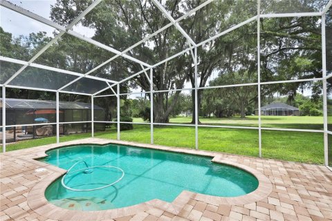 Villa ou maison à vendre à Oviedo, Floride: 4 chambres, 233.65 m2 № 2239762 - photo 2