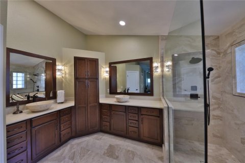 Villa ou maison à vendre à Oviedo, Floride: 4 chambres, 233.65 m2 № 2239762 - photo 13
