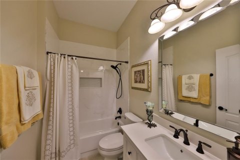Villa ou maison à vendre à Oviedo, Floride: 4 chambres, 233.65 m2 № 2239762 - photo 18