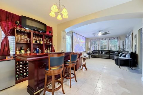 House in Oviedo, Florida 6 bedrooms, 402.45 sq.m. № 2222635 - photo 14