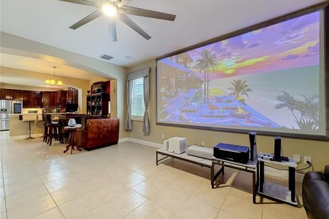House in Oviedo, Florida 6 bedrooms, 402.45 sq.m. № 2222635 - photo 17