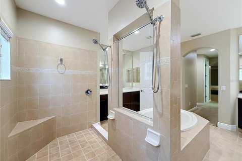 House in Oviedo, Florida 6 bedrooms, 402.45 sq.m. № 2222635 - photo 25