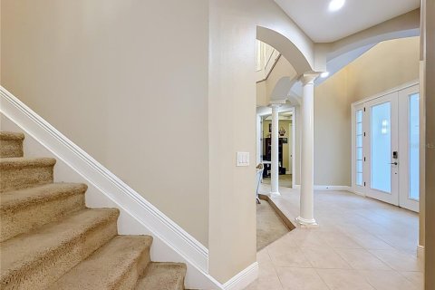 House in Oviedo, Florida 6 bedrooms, 402.45 sq.m. № 2222635 - photo 18