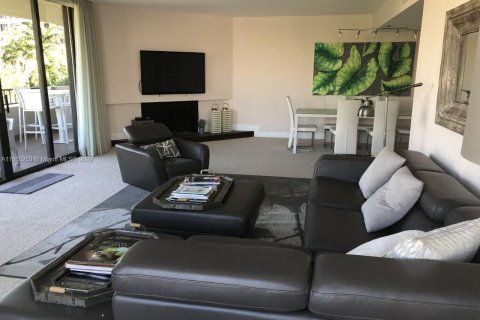 Condo in Key Biscayne, Florida, 2 bedrooms  № 1875430 - photo 10
