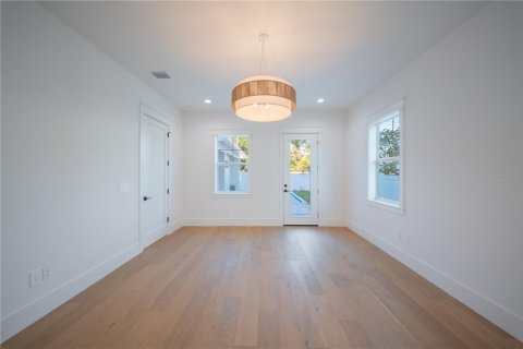 Villa ou maison à vendre à Saint Petersburg, Floride: 5 chambres, 271.74 m2 № 2415365 - photo 21