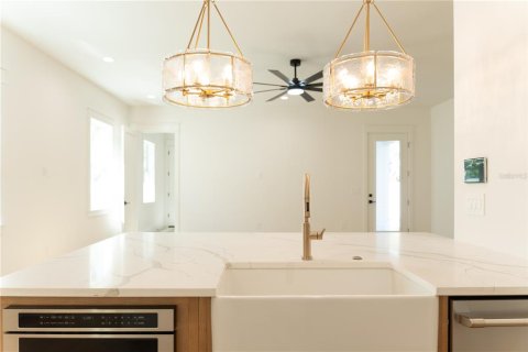 Villa ou maison à vendre à Saint Petersburg, Floride: 5 chambres, 271.74 m2 № 2415365 - photo 5