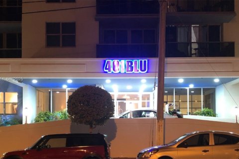 Condo in Miami Beach, Florida, 1 bedroom  № 1959313 - photo 9