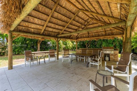 Condo in Fort Lauderdale, Florida, 2 bedrooms  № 2002935 - photo 24