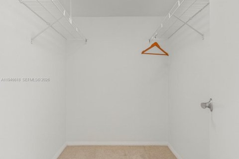 Condo in Fort Lauderdale, Florida, 2 bedrooms  № 2002935 - photo 12