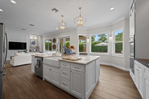 House in Wellington, Florida 4 bedrooms, 233.46 sq.m. № 2188809 - photo 20