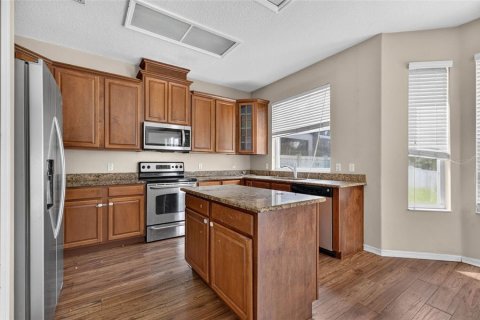 Villa ou maison à louer à Orlando, Floride: 4 chambres, 234.86 m2 № 2418901 - photo 18