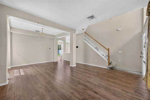 Villa ou maison à louer à Orlando, Floride: 4 chambres, 234.86 m2 № 2418901 - photo 6