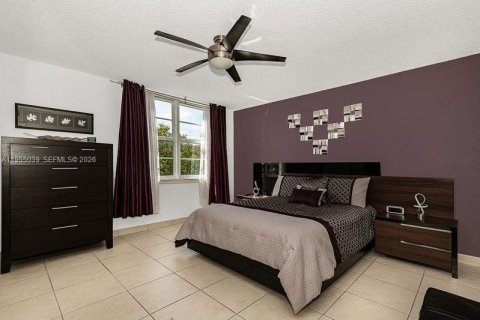 Copropriété à vendre à Sunny Isles Beach, Floride: 1 chambre, 86.4 m2 № 2153376 - photo 26