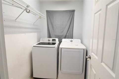Casa en venta en Lady Lake, Florida, 3 dormitorios, 108.7 m2 № 2101449 - foto 14