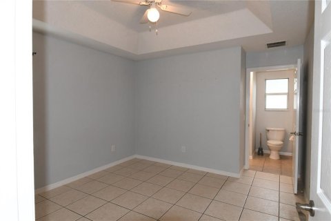 Casa en venta en Lady Lake, Florida, 3 dormitorios, 108.7 m2 № 2101449 - foto 9