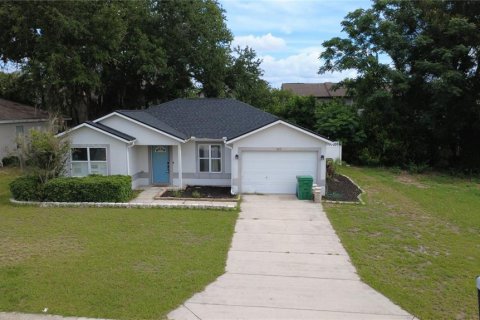 Casa en venta en Lady Lake, Florida, 3 dormitorios, 108.7 m2 № 2101449 - foto 16