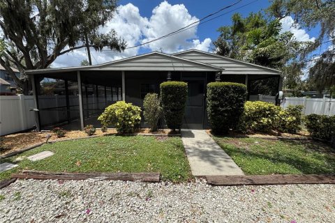Casa en alquiler en Sarasota, Florida, 3 dormitorios, 89.37 m2 № 2143011 - foto 2