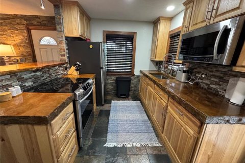Casa en alquiler en Sarasota, Florida, 3 dormitorios, 89.37 m2 № 2143011 - foto 6