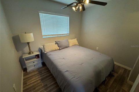 Casa en alquiler en Sarasota, Florida, 3 dormitorios, 89.37 m2 № 2143011 - foto 10
