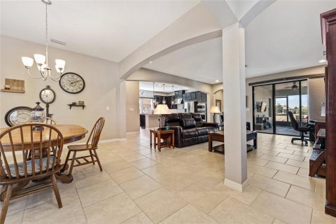Villa ou maison à vendre à Clermont, Floride: 2 chambres, 160.91 m2 № 2205096 - photo 17