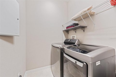 Villa ou maison à vendre à Clermont, Floride: 2 chambres, 160.91 m2 № 2205096 - photo 28