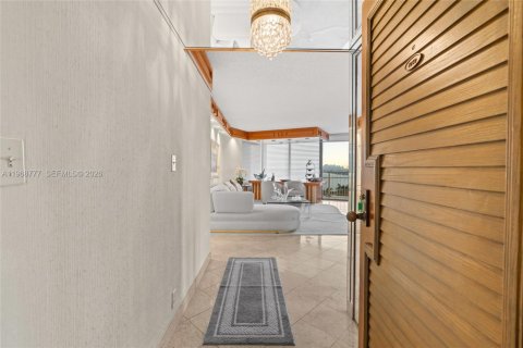 Copropriété à vendre à Miami, Floride: 2 chambres, 136.47 m2 № 2030143 - photo 19
