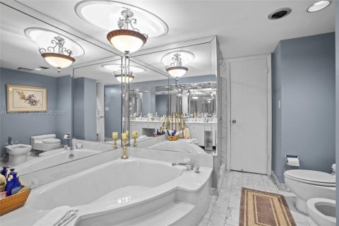 Copropriété à vendre à Miami, Floride: 2 chambres, 136.47 m2 № 2030143 - photo 8