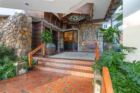 Copropriété à vendre à Miami, Floride: 2 chambres, 136.47 m2 № 2030143 - photo 15