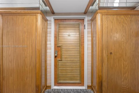 Copropriété à vendre à Miami, Floride: 2 chambres, 136.47 m2 № 2030143 - photo 18