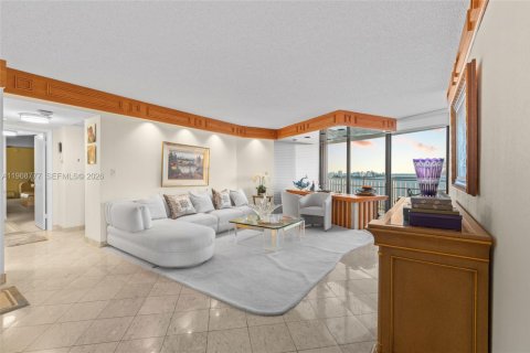 Copropriété à vendre à Miami, Floride: 2 chambres, 136.47 m2 № 2030143 - photo 3