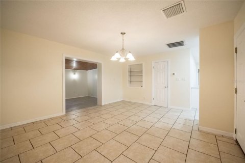 Villa ou maison à vendre à Lakeland, Floride: 3 chambres, 130.99 m2 № 1902343 - photo 5