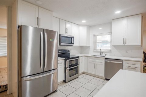 Villa ou maison à vendre à Lakeland, Floride: 3 chambres, 130.99 m2 № 1902343 - photo 14