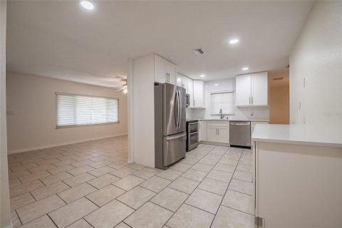 Villa ou maison à vendre à Lakeland, Floride: 3 chambres, 130.99 m2 № 1902343 - photo 12