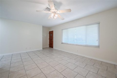 Villa ou maison à vendre à Lakeland, Floride: 3 chambres, 130.99 m2 № 1902343 - photo 8
