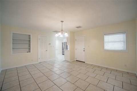 Villa ou maison à vendre à Lakeland, Floride: 3 chambres, 130.99 m2 № 1902343 - photo 6