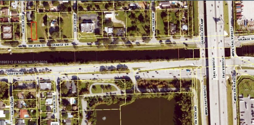 Коммерческая недвижимость в Дейви, Флорида № 1949473