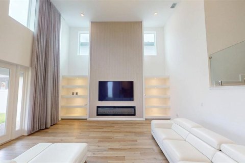 Casa en venta en Winter Garden, Florida, 4 dormitorios, 288.09 m2 № 2157023 - foto 4