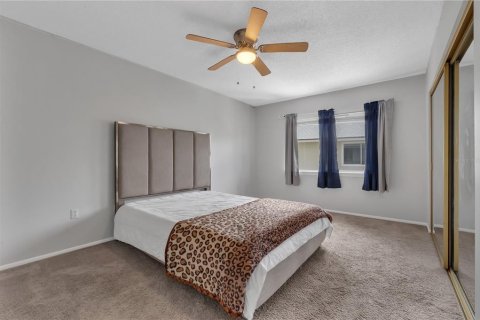 Condominio en alquiler en Orlando, Florida, 2 dormitorios, 98.57 m2 № 1918723 - foto 16