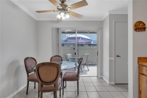 Condominio en alquiler en Orlando, Florida, 2 dormitorios, 98.57 m2 № 1918723 - foto 8