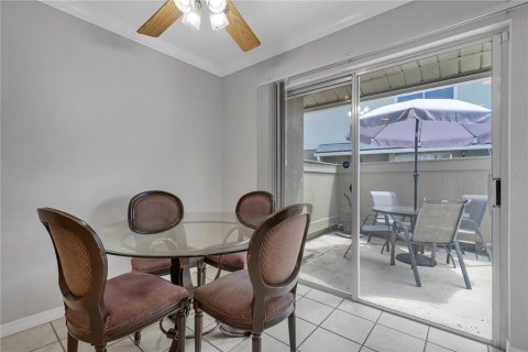 Condominio en alquiler en Orlando, Florida, 2 dormitorios, 98.57 m2 № 1918723 - foto 9