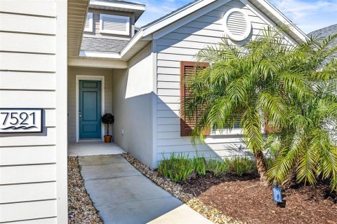 House in Bradenton, Florida 3 bedrooms, 198.44 sq.m. № 1515501 - photo 3