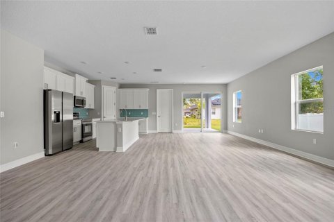 House in North Port, Florida 4 bedrooms, 184.88 sq.m. № 1422367 - photo 3