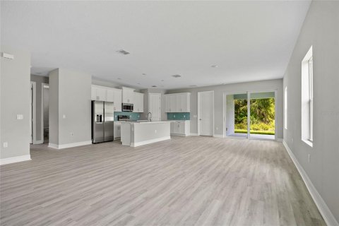 House in North Port, Florida 4 bedrooms, 184.88 sq.m. № 1422367 - photo 4