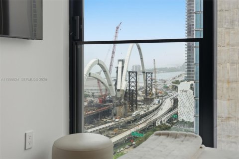 Condo in Miami, Florida  № 2255450 - photo 3